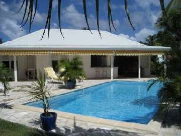 VILLA ALAMANDA : for 6 people, with private pool 