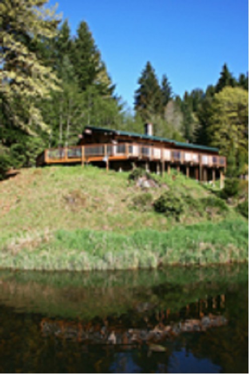 Waterfront Vacation Rental Home on Loon Lake